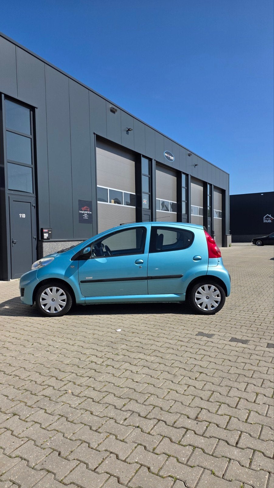 Peugeot 107 1.0 12V 5DR 2011 Blauw, Auto's, Voorwielaandrijving, Stof, 68 pk, Origineel Nederlands