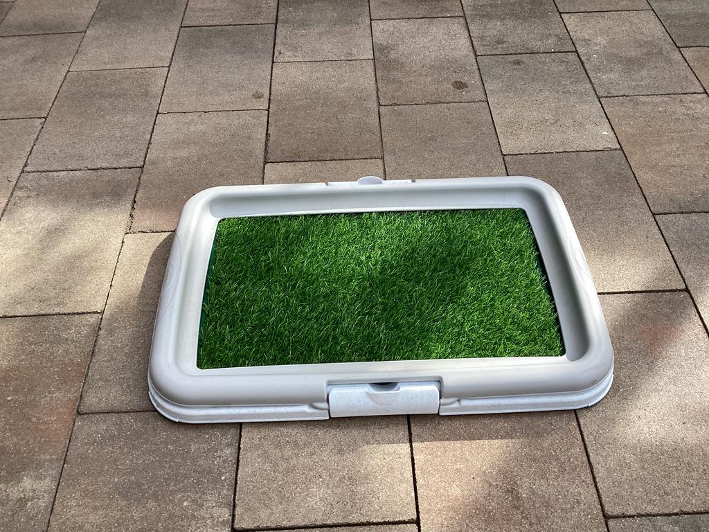 Puppy toilet om te leren met inlegdoekjes, Ophalen of Verzenden, Zo goed als nieuw