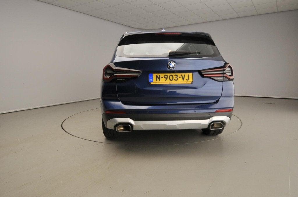 BMW X3 xDrive20i | Laserlicht | Leder | HUD | Panoramadak |, Auto's, BMW, Gebruikt, 4 cilinders, Blauw, Bedrijf