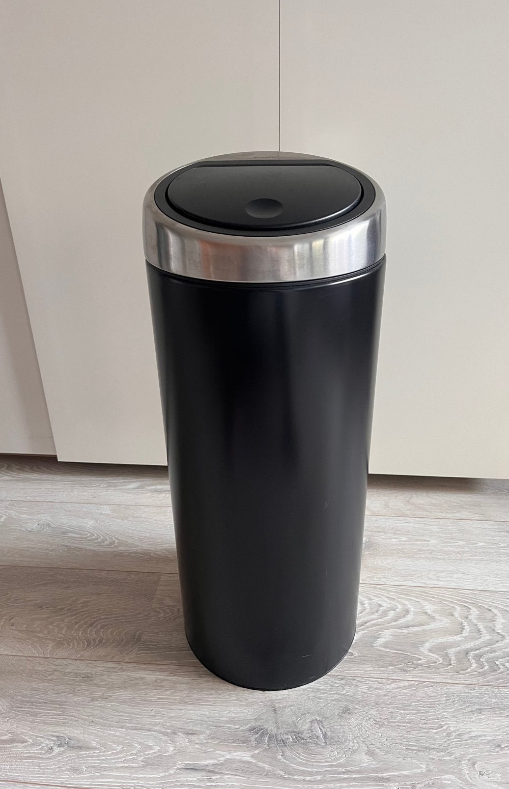 Brabantia touchbin, Ophalen, Zo goed als nieuw, Rvs