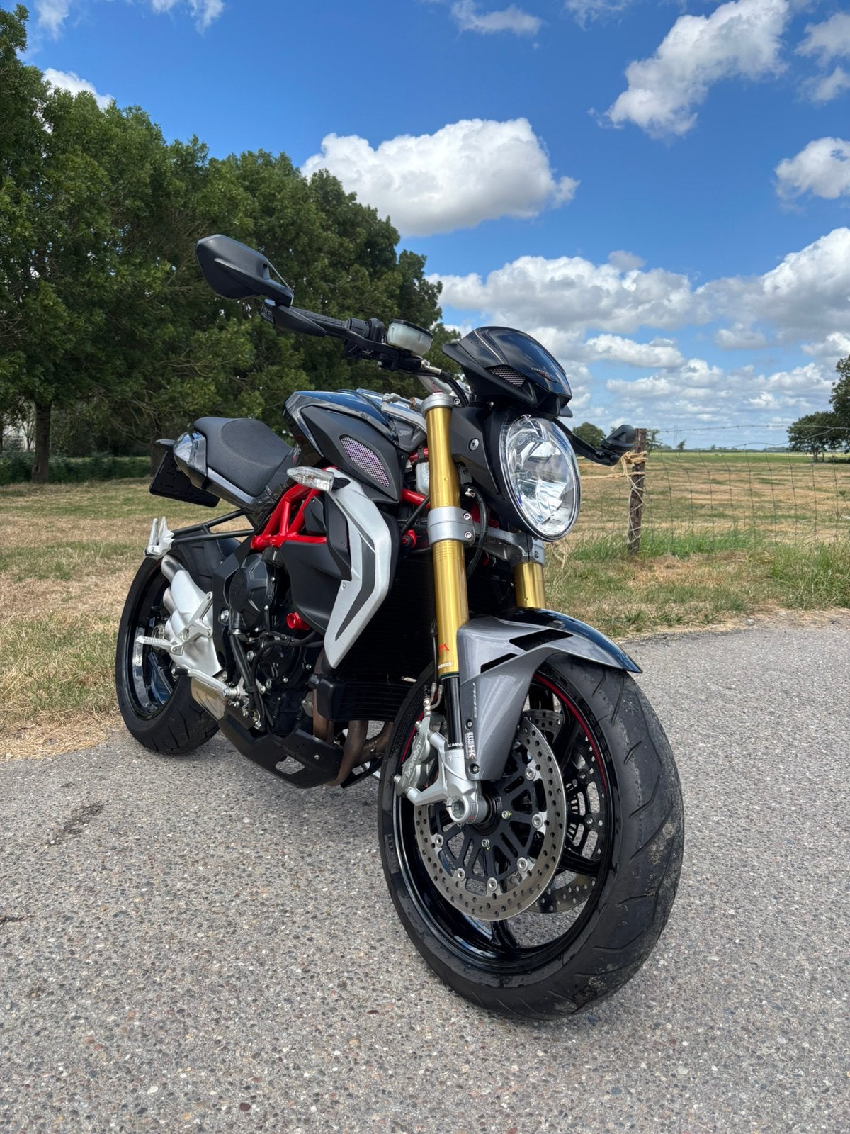 MV Agusta Brutale 800 RR, Traction Control, Occasion, Motorrijbewijs A, 3 cilinders