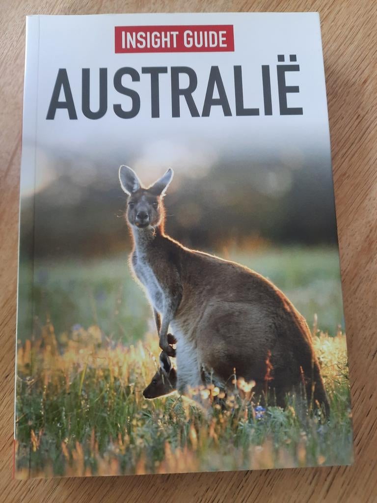 Te koop boek insight guides Australië, Boeken, Reisgidsen, Overige merken, Ophalen of Verzenden, Zo goed als nieuw, Reisgids of -boek