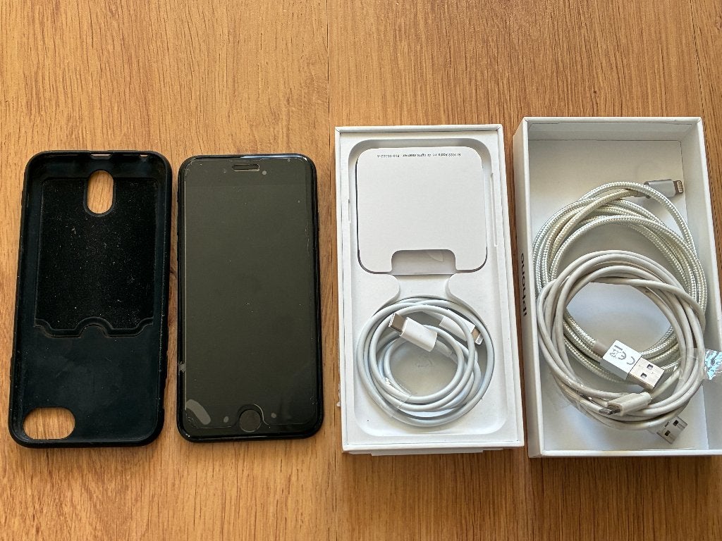 Apple iPhone SE 2022 64GB Zwart, Telecommunicatie, Mobiele telefoons | Apple iPhone, Verzenden, Zwart, 64 GB, Zonder simlock