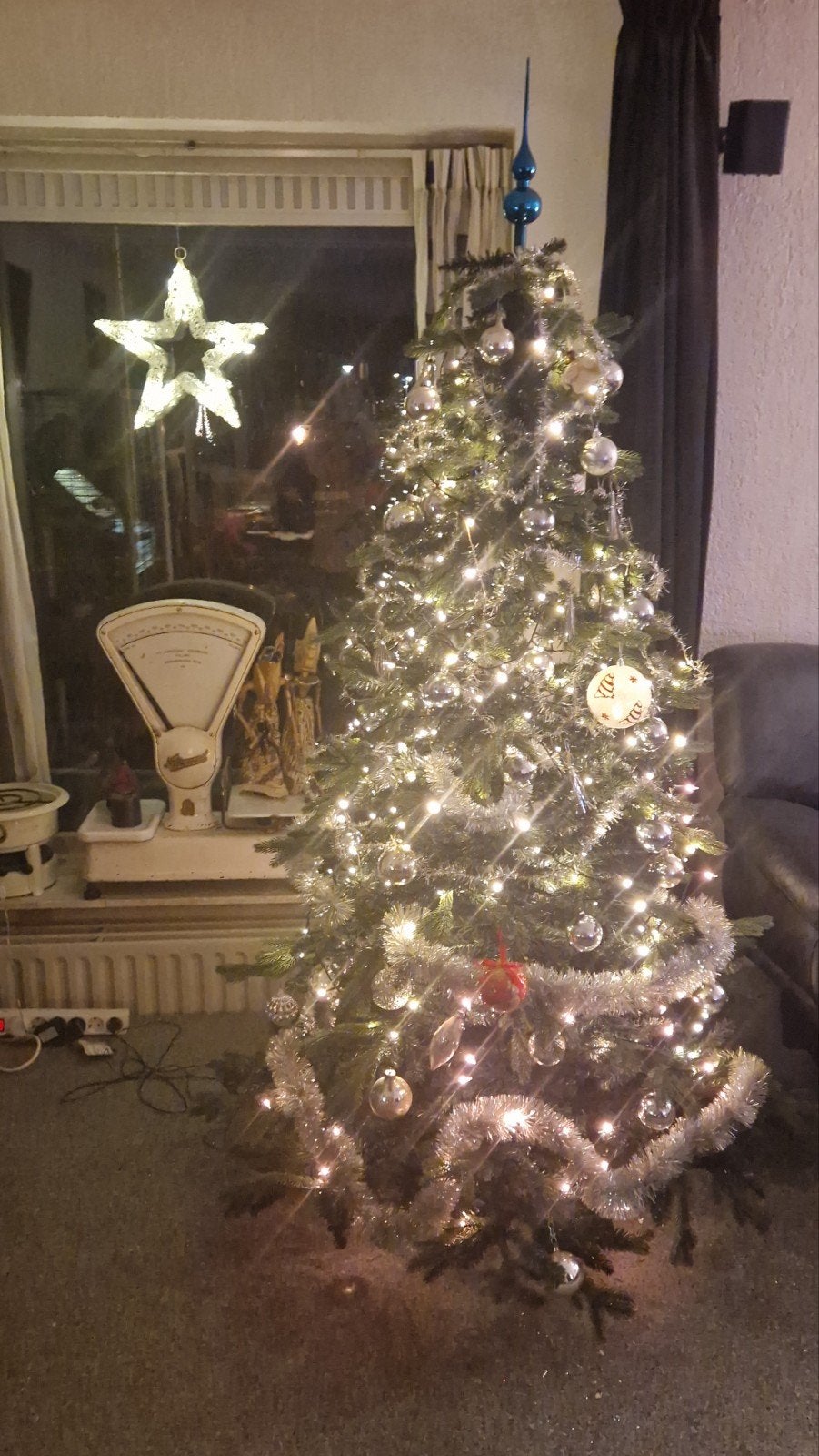 Mooie kunstkerstboom zonder verlichting.diam1,30, hoog 1,80m, Ophalen of Verzenden