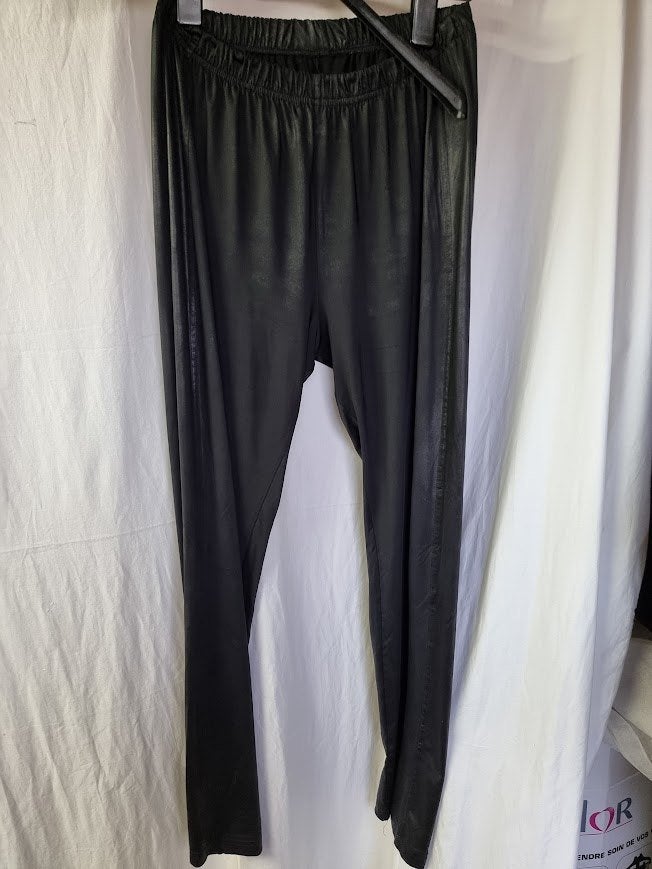 magna broek maat 44/46 zwart, Kleding | Dames, Zwart, Maat 42/44 (L), Ophalen of Verzenden, Lang