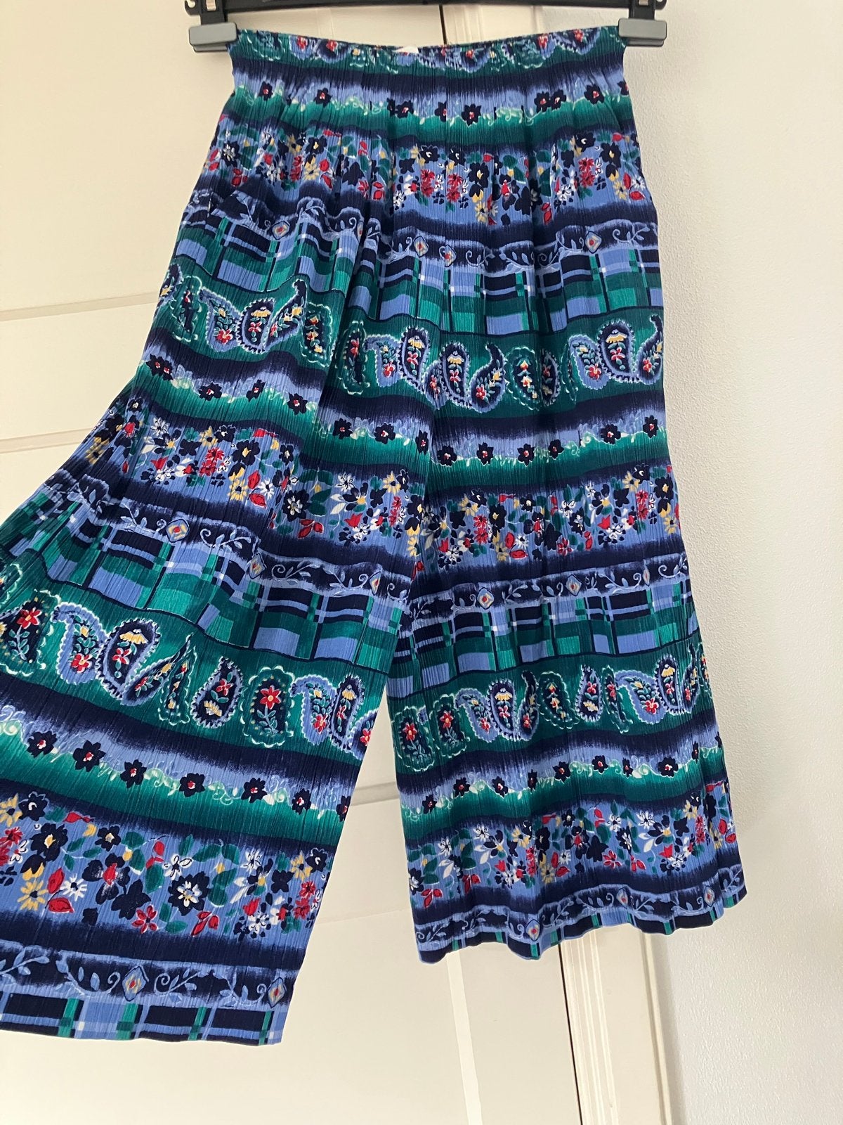 Jantzen culotte broek, Kleding | Dames, Broeken en Pantalons, Meerkleurig, Ophalen of Verzenden, Zo goed als nieuw, Driekwart