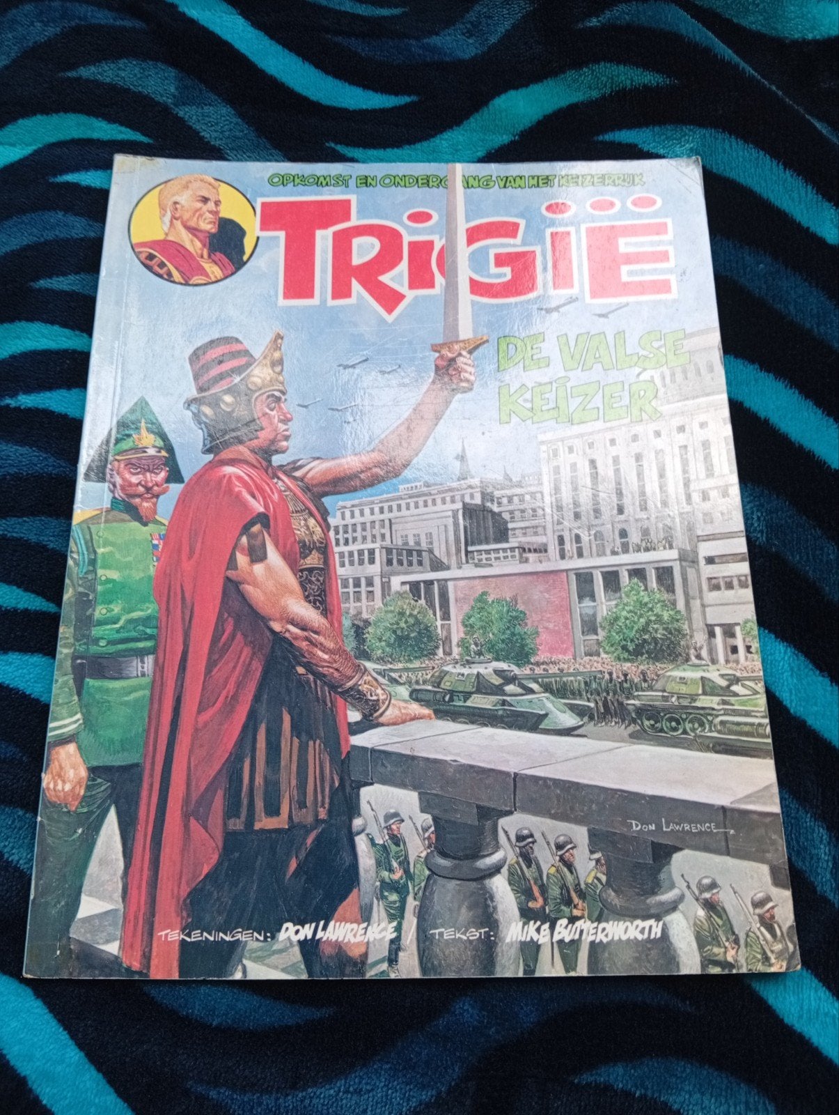 Trigië: De Valse Keizer - Klassiek stripboek, Ophalen of Verzenden