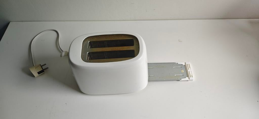 Compacte witte broodrooster met uitneembare kruimellade, Witgoed en Apparatuur, Broodroosters, Ophalen of Verzenden, Gebruikt