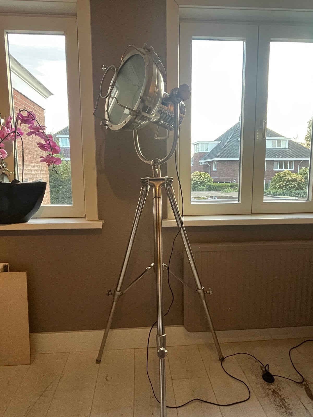Driepoot Staande Lamp - Aluminium - 175cm Hoog, Ophalen, Zo goed als nieuw, Metaal, 150 tot 200 cm