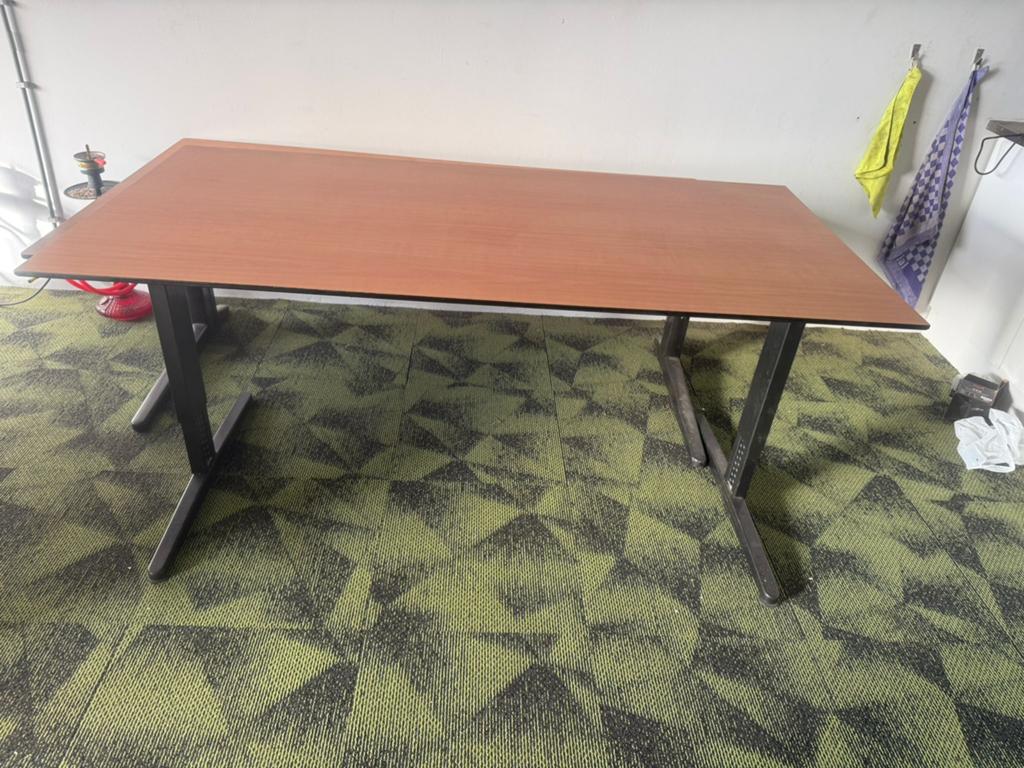 Zakelijke kantoor tafels te koop !!, Ophalen of Verzenden, Tafel