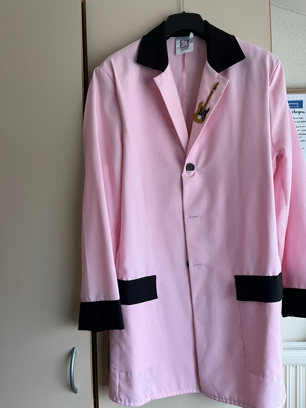 Roze colbert/jasje in Grease stijl, Carnaval, Ophalen of Verzenden, Kleding, Maat 36 (S)