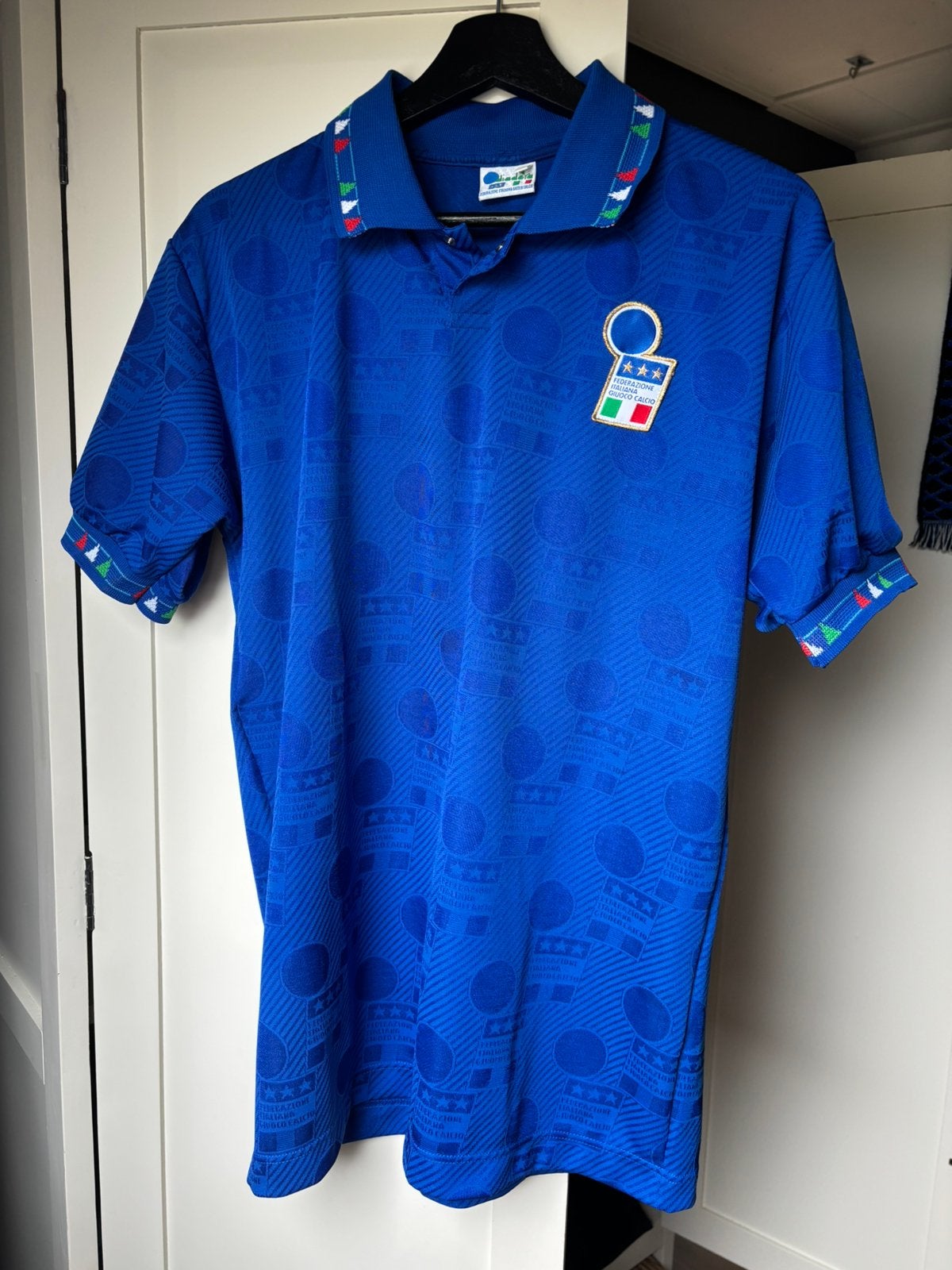 Vintage 1994 Italië WK shirt in goede staat | maat M, Verzenden, Zo goed als nieuw, Buitenlandse clubs, Shirt
