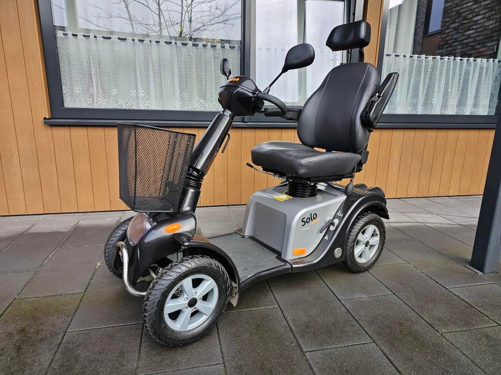 Luxe comfortabele solo comfort scootmobiel., Zo goed als nieuw, 16 km/u of meer, 46 km of meer, Ophalen
