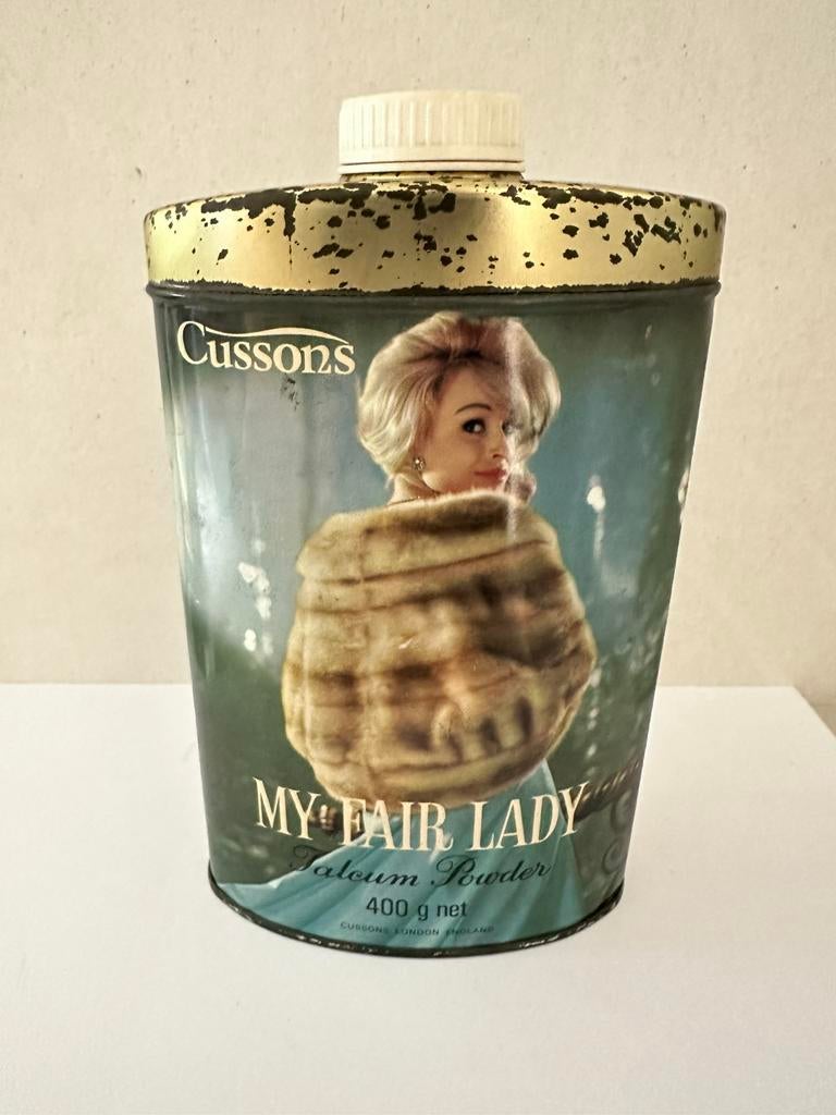 Vintage poeder blik cussons my fair lady talcun powder, Ophalen of Verzenden, Zo goed als nieuw, Overige typen, Gevuld