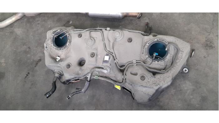 Tank van een Lexus IS 300, Gebruikt, -, -, -