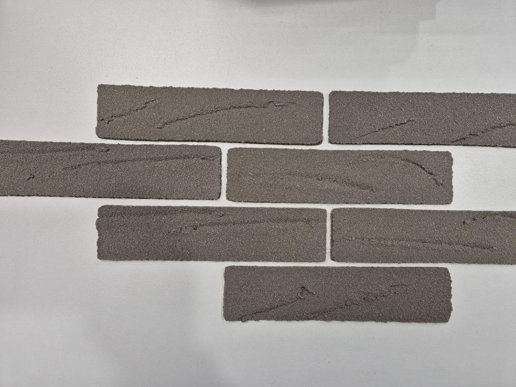 Restpartij minerale gevelstrips 50x210 mm (13366), Doe-het-zelf en Verbouw, Metselstenen, Ophalen of Verzenden, Nieuw, Bakstenen