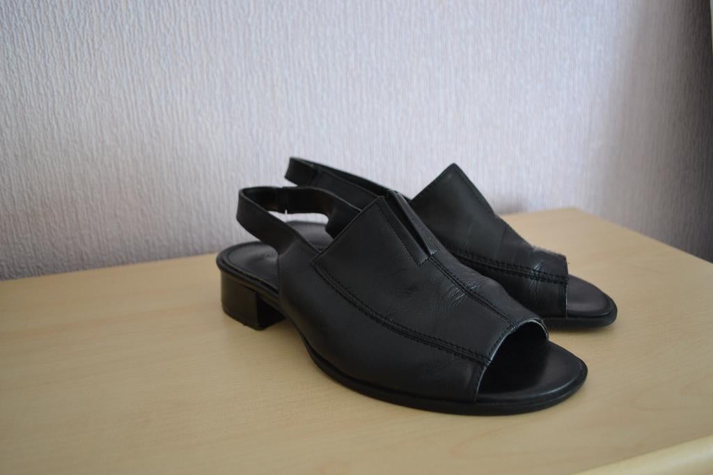 Leren sandalen van Salt and Pepper maat 38, Zwart, Zo goed als nieuw, Salt and Pepper, Sandalen of Muiltjes