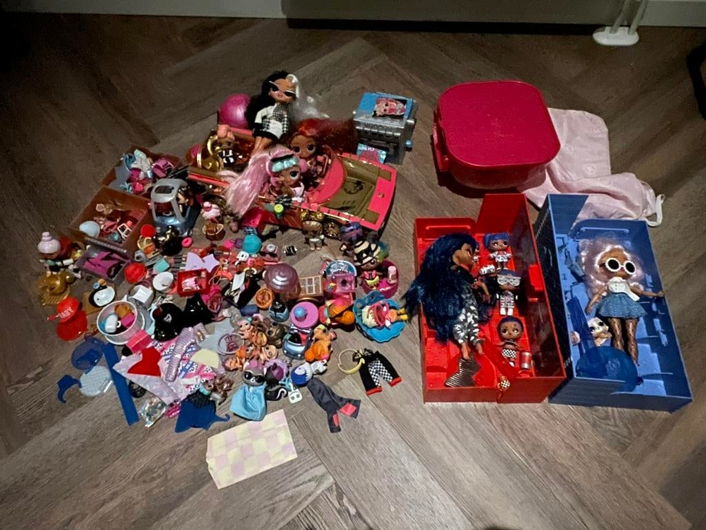 LOL SURPRISE collectie groot, Kinderen en Baby's, Speelgoed | Poppen, Zo goed als nieuw, Overige typen, Ophalen