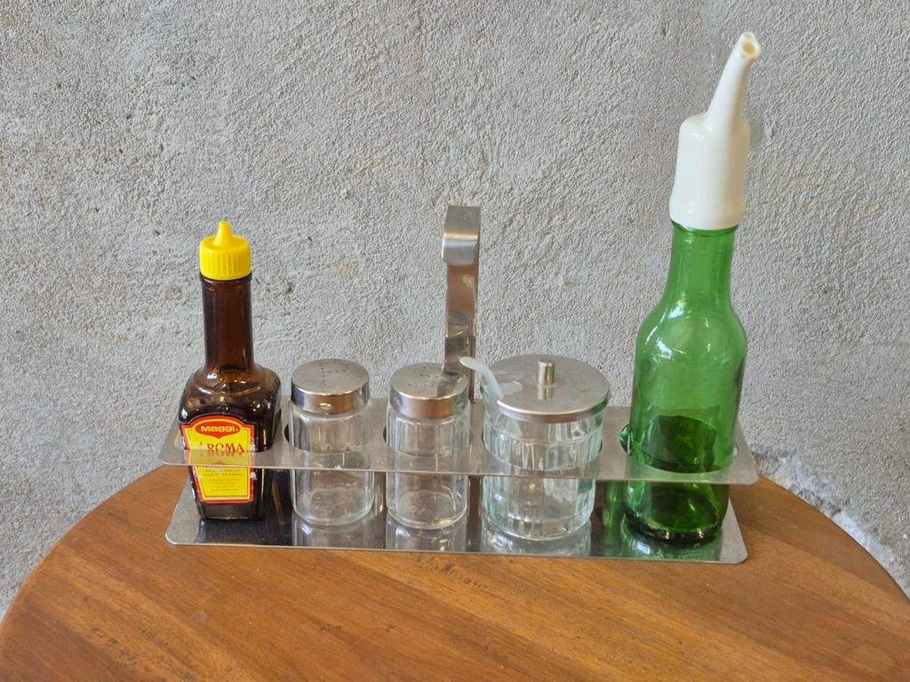 Rvs set peper zout mosterd olie maggi, Huis en Inrichting, Ophalen of Verzenden, Zo goed als nieuw