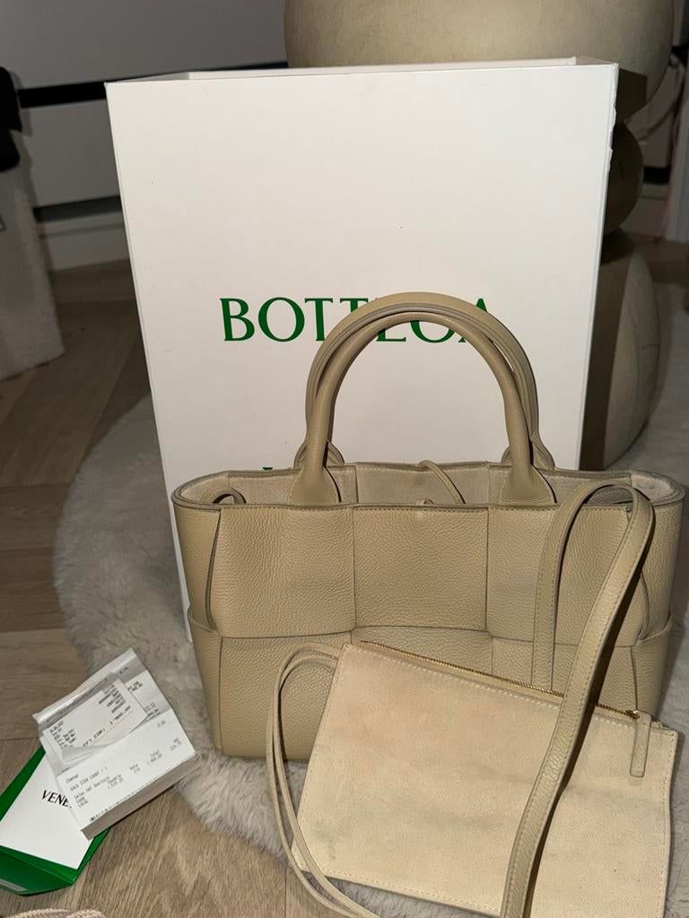 Bottega Veneta Arco Tote, Ophalen of Verzenden, Zo goed als nieuw, Shopper
