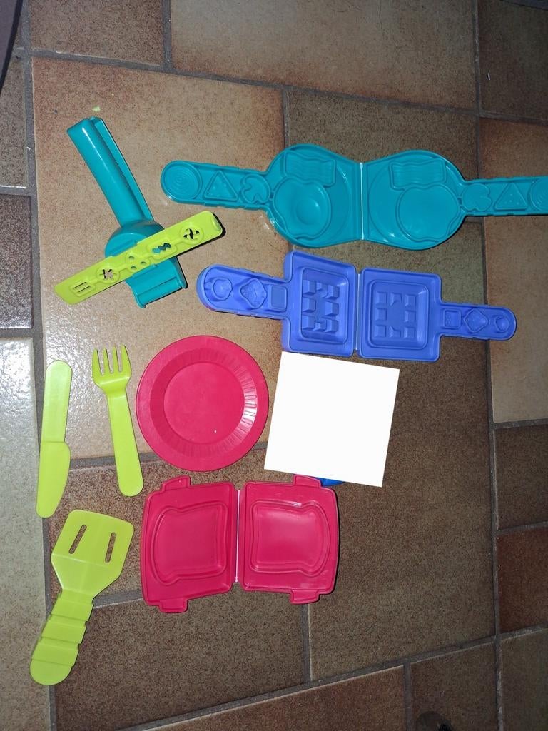 Play-Doh Ontbijt Set met Accessoires, Kinderen en Baby's, Speelgoed | Educatief en Creatief, Gebruikt, Knutselen, Ophalen of Verzenden