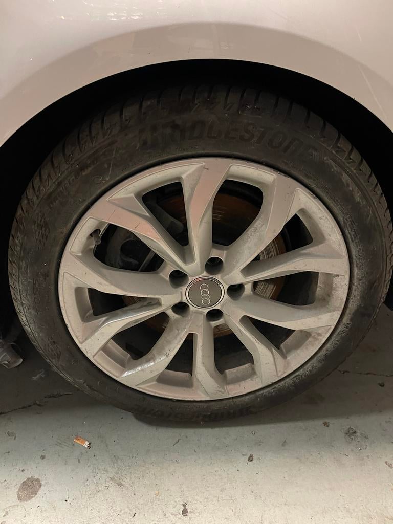 Audi Velgen met Banden 245/45 R18, Auto-onderdelen, Banden en Velgen, Ophalen, 18 inch, Banden en Velgen, Personenwagen
