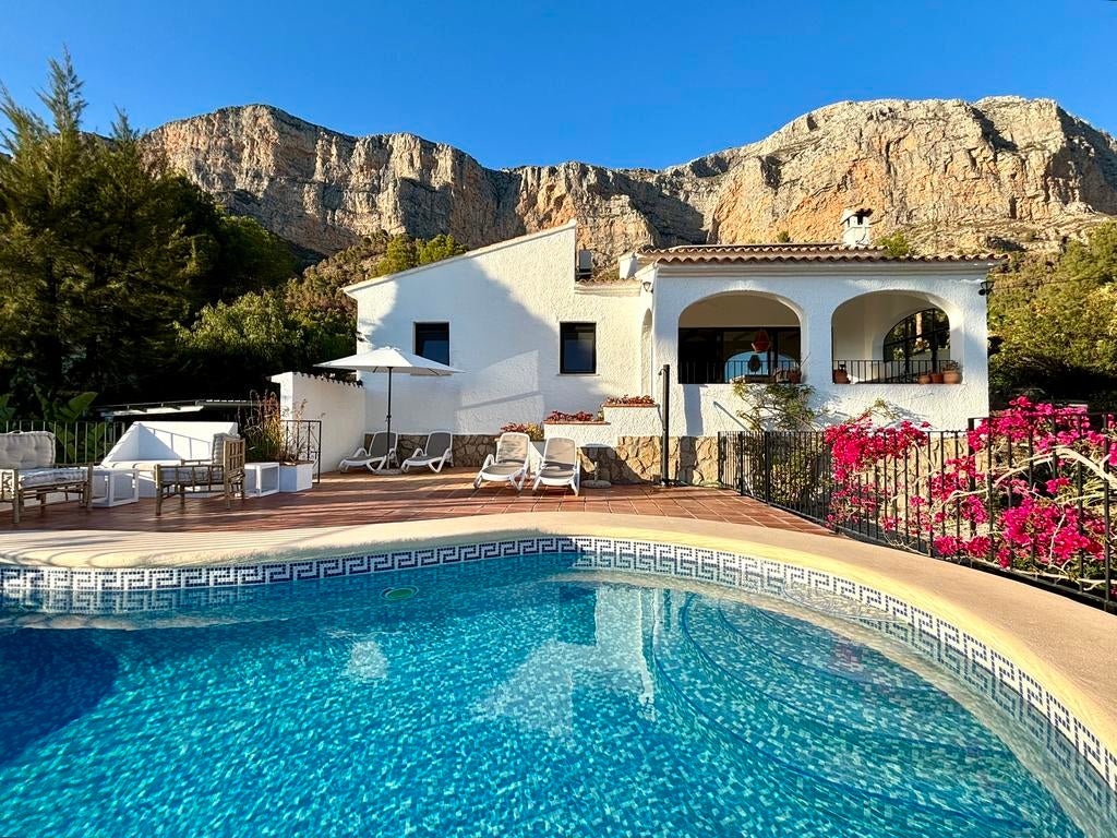 VAKANTIEHUIS Spanje Javea Villa vrijstaand  zwembad en airco, Wasmachine, Costa Blanca, Overige, Eigenaar