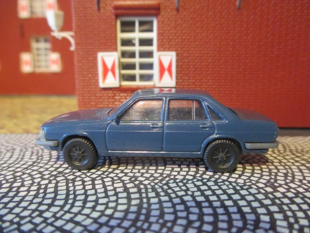 Audi 100 C2 - Fleischmann blauw, Ophalen of Verzenden, Gebruikt, Auto, Overige merken