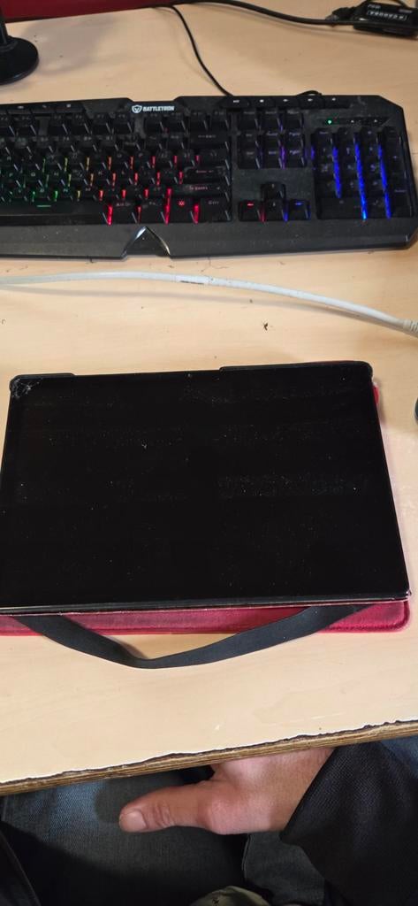 Tablet - Goedkoop en functioneel, Computers en Software, Android Tablets, 10 inch, Gebruikt, 32 GB, Uitbreidbaar geheugen