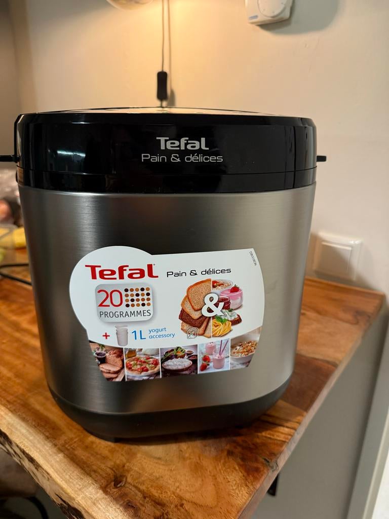 Tefal Broodbakmachine - Perfect voor vers brood!, Witgoed en Apparatuur, Broodbakmachines, Ophalen, Zo goed als nieuw, Met timer