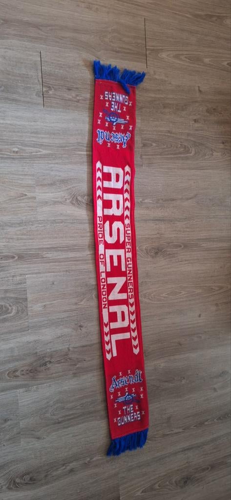 Arsenal voetbal sjaal (28126), Verzamelen, Buitenlandse clubs, ., Ophalen of Verzenden, Zo goed als nieuw