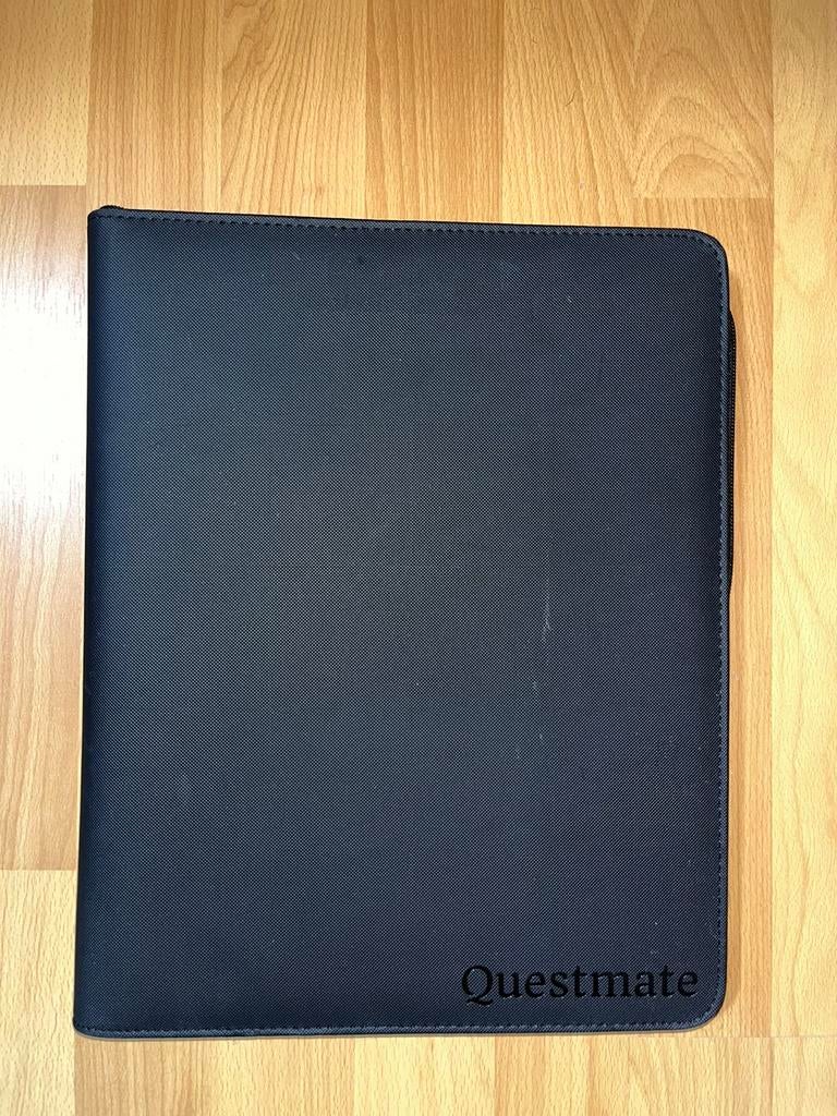 QUESTMATE 9 POCKET BINDER MAP, Verzenden, Gebruikt