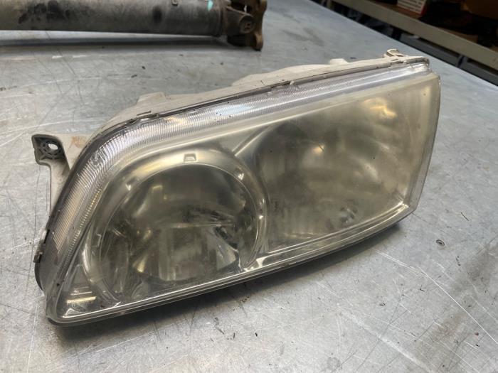 Koplamp links van een Hyundai H200, Gebruikt, -, -, Ophalen of Verzenden
