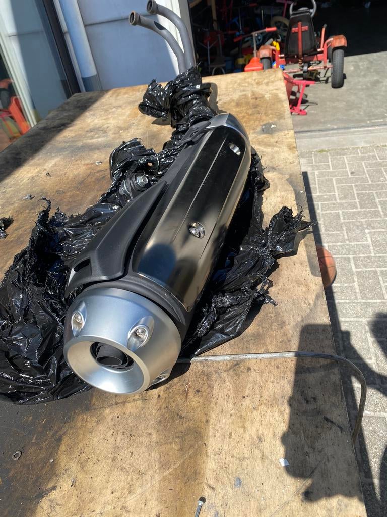 Yamaha t max 530 560  uitlaat ook meer onderdelen, Motoren, Onderdelen | Yamaha, Ophalen of Verzenden