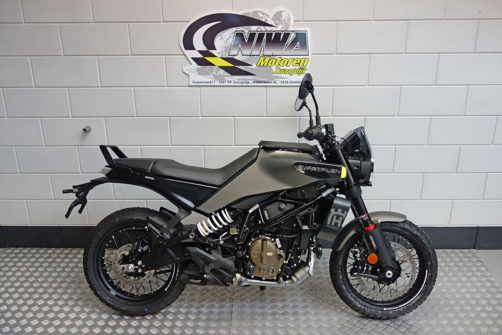 HUSQVARNA SVARTPILEN 125, Bedrijf, Onbekend, 125 cc, HUSQVARNA