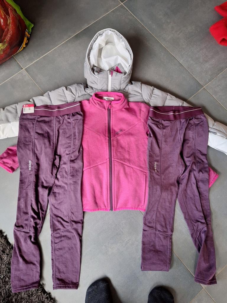 Ski kleding set: jas, 2 thermo broeken en shirt, Ophalen, Zo goed als nieuw, Wedze, Jongen of Meisje