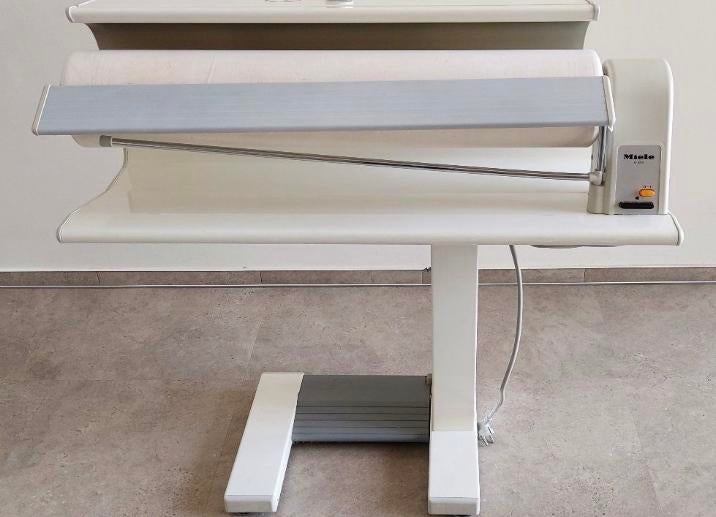 MIELE Mangel Strijkmachine Strijkrol, Witgoed en Apparatuur, Strijkijzers en Strijkplanken, Ophalen, Zo goed als nieuw