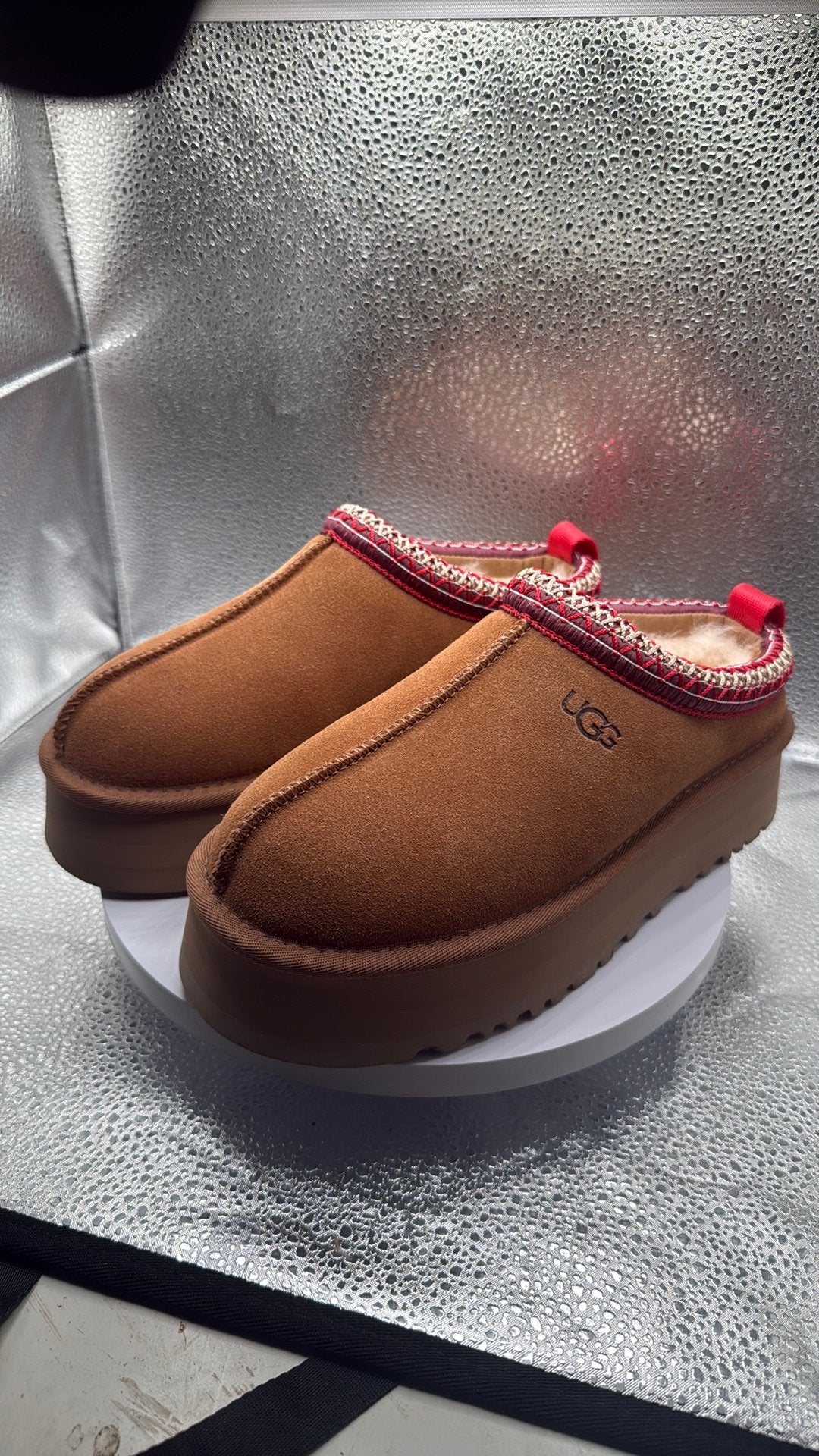 Ugg Chesnut Size 37, Ophalen, Zo goed als nieuw, Overige typen