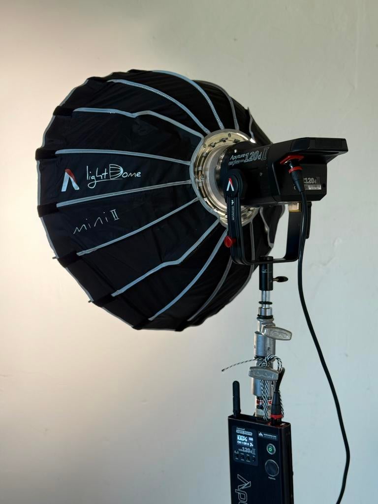 Aputure LS C120D II met softbox, Ophalen of Verzenden, Zo goed als nieuw, Video