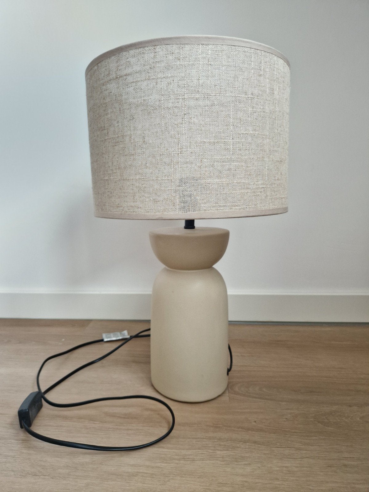Nieuwe Japandi Tafellamp met Stenen Voet - Beige, Minimalistisch, Nieuw, E27 (groot), Met kap