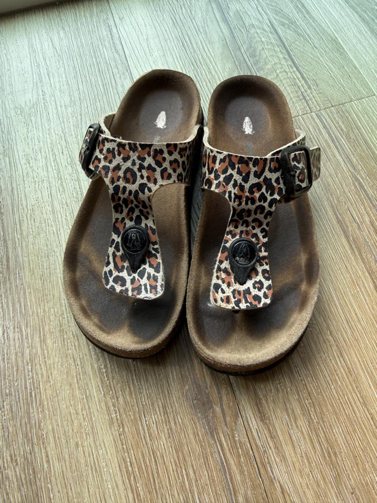 Hush Puppies slippers met luipaardprint -  maat 30/31, Kinderen en Baby's, Kinderkleding | Schoenen en Sokken, Ophalen of Verzenden
