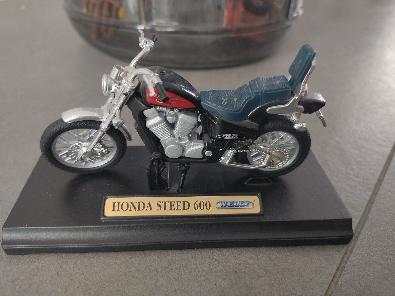 Honda Steed 600 modelmotor - Welly, Overige merken, 1:50 of kleiner, Overige typen, Ophalen of Verzenden
