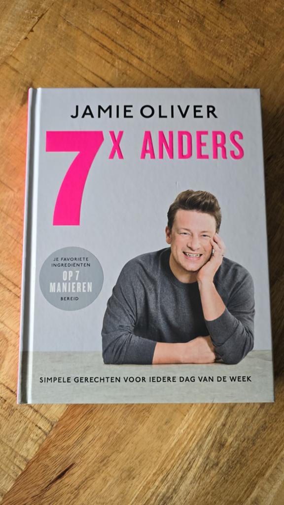Jamie Oliver - Jamie Oliver - 7 x anders, Italië, Ophalen of Verzenden, Zo goed als nieuw, Jamie Oliver