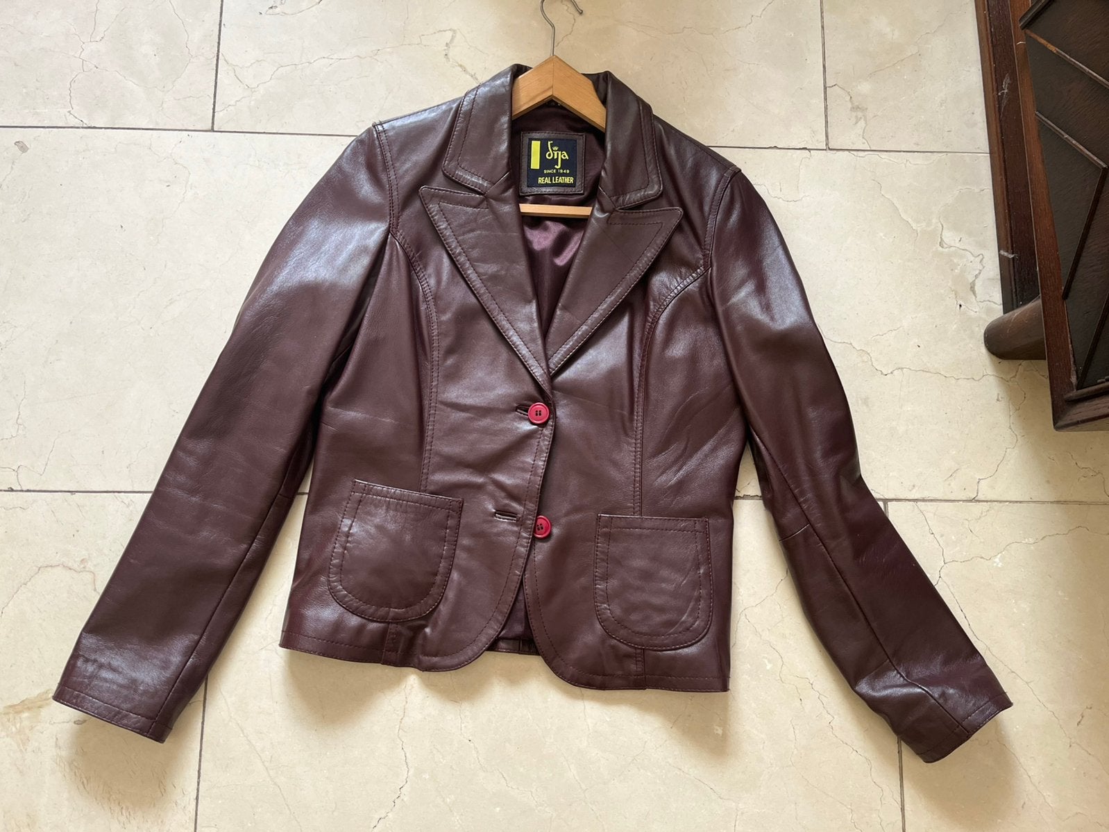 Leren jas dija / maat L / kleur rood bruin, Ophalen of Verzenden, Zo goed als nieuw, Maat 38/40 (M), Rood