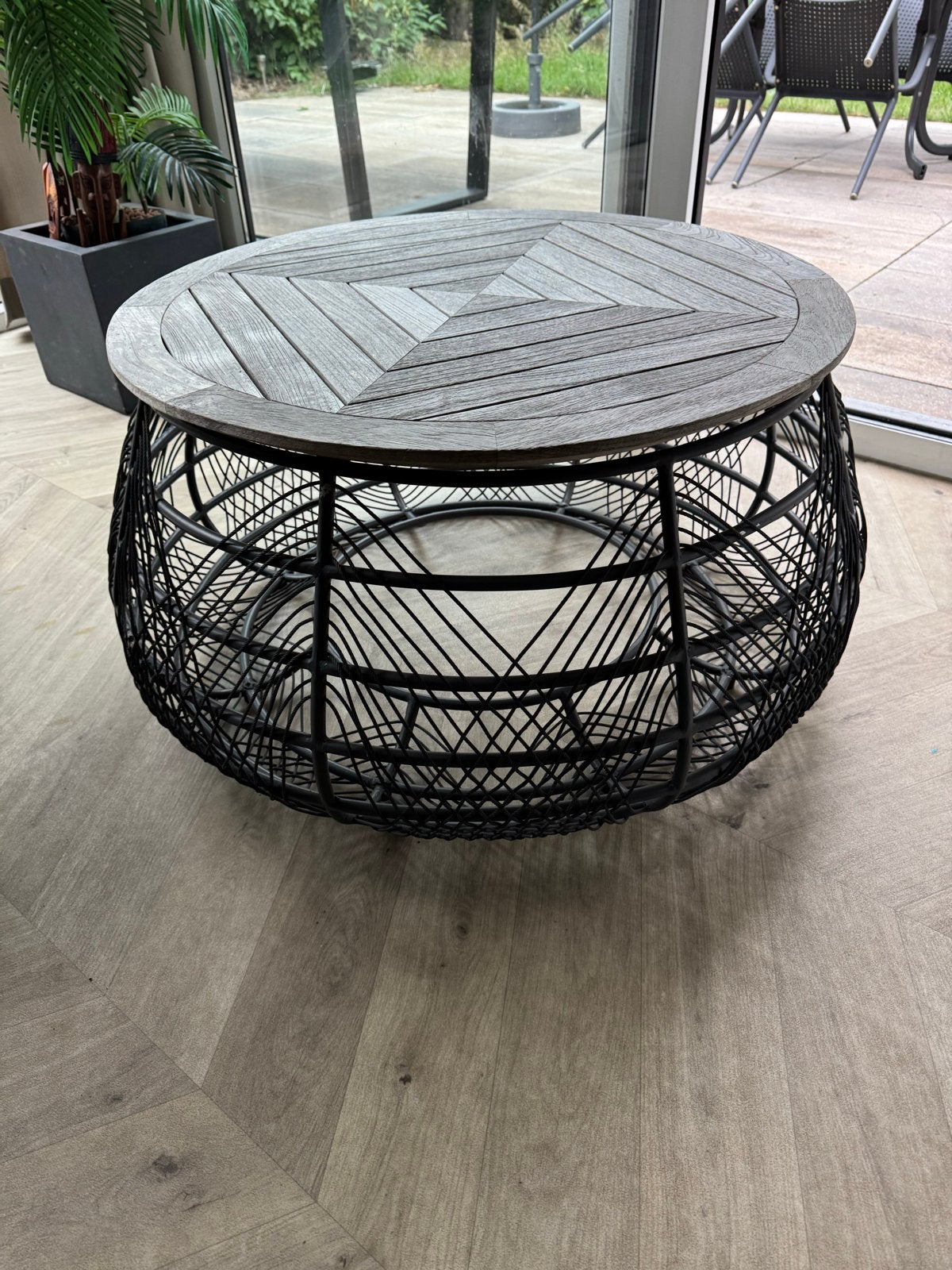 Richmond salontafel rond - Hout en metaal, Ophalen, 50 – 75, Rond, Nieuw