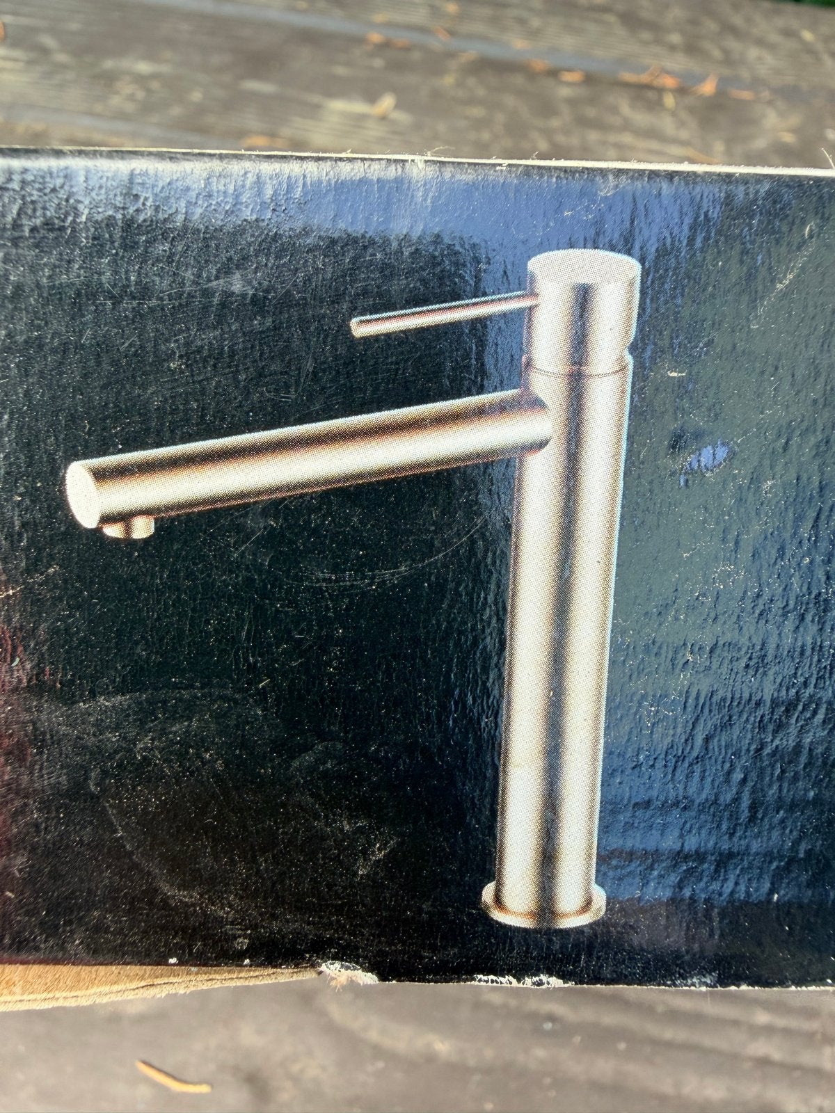 Nieuwe EsseBagno Luisa hoge wastafelkraan - Goudkleurig, Ophalen of Verzenden, Nieuw, Kraan