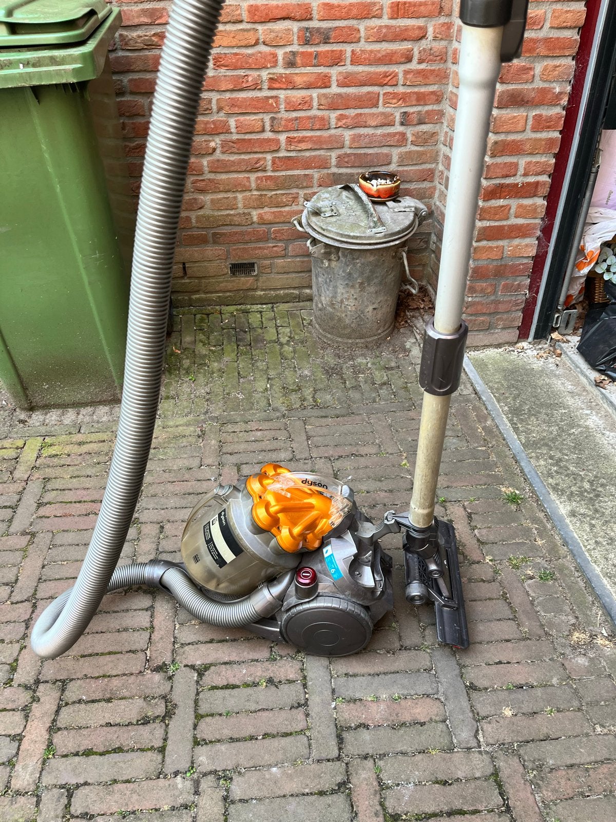 Dyson DC19 slang verk- Niet werkend  (voor onderdelen/handig, Witgoed en Apparatuur, Stofzuigers, Ophalen of Verzenden, Dyson