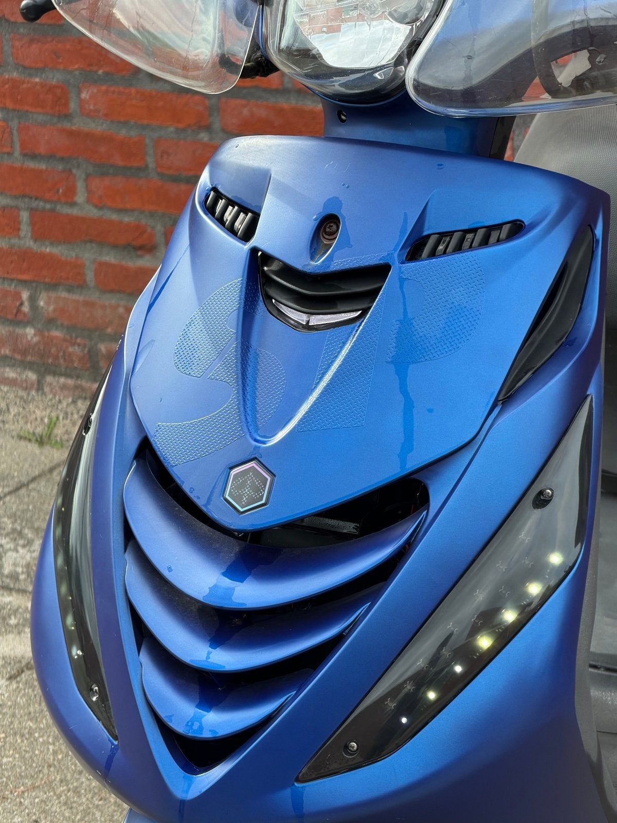 Piaggio Zip 2018 Injectie | BMW Blauw | LED | 8.923 km, Ophalen, Piaggio, Gebruikt, Benzine