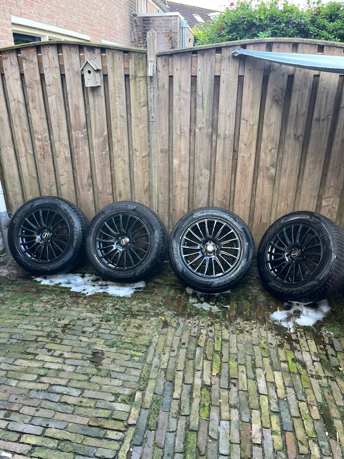 Alfa romeo stelvio 18inc BORBET velgen pirelli winterbanden, Auto-onderdelen, Banden en Velgen, 18 inch, Banden en Velgen, Nieuw