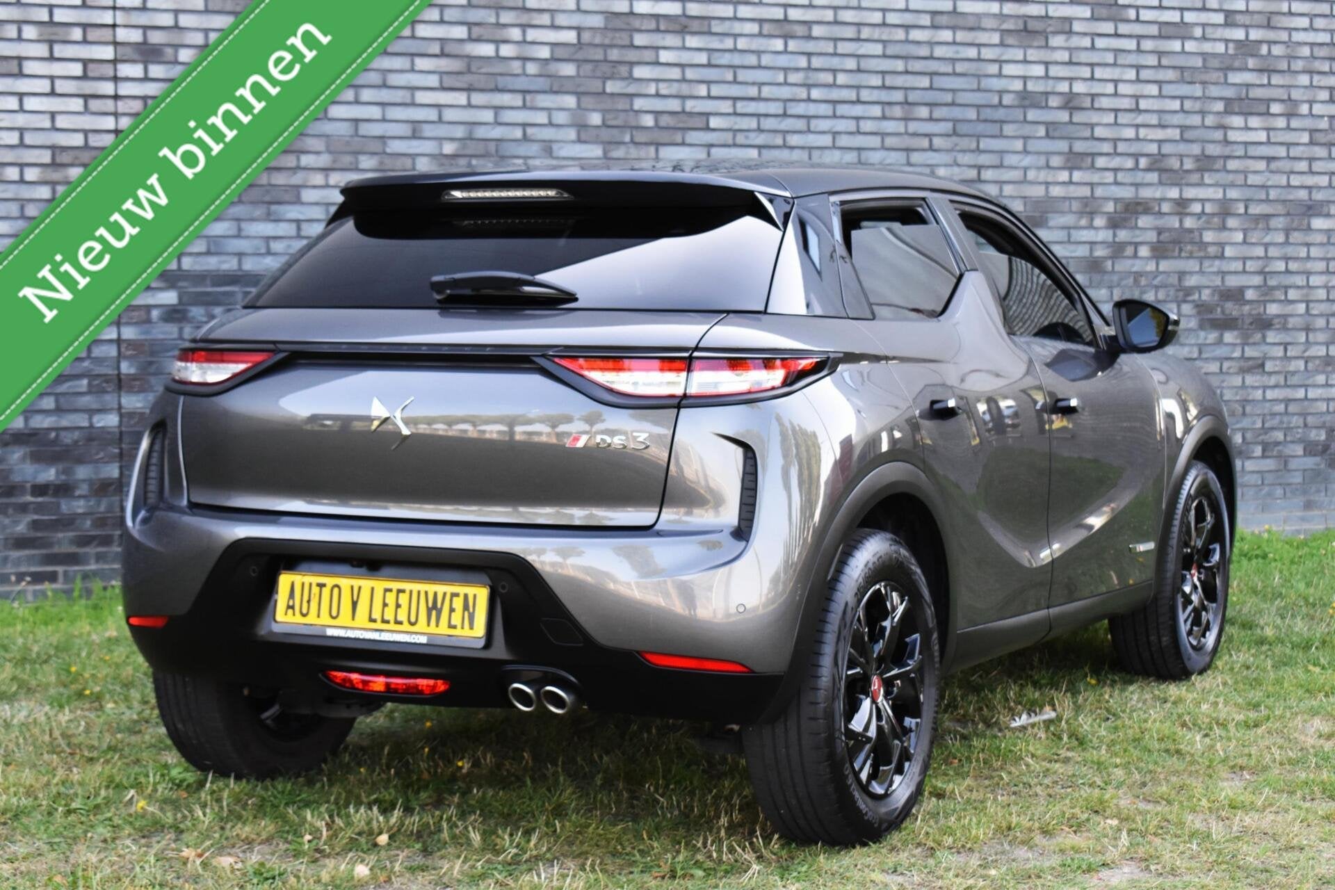 Ds 3 Crossback Turbo Performance Line AUTOMAAT/LED/CAMERA/PD, Auto's, Gebruikt, Euro 6, 1199 cc, Met garantie (alle)